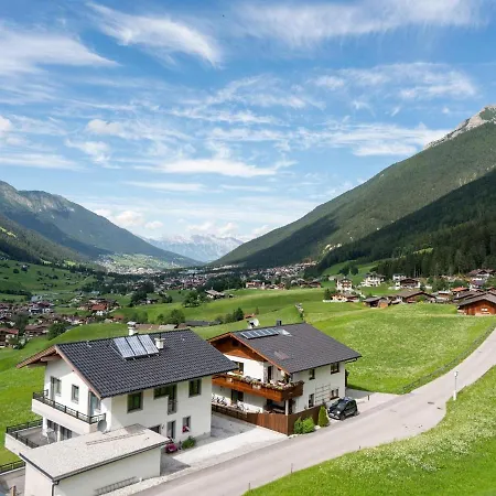 Neustift Near Stubai Glacier Skiing Apartment Neustift im Stubaital