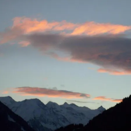 Neustift Near Stubai Glacier Skiing شقة