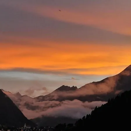 Neustift Near Stubai Glacier Skiing * ノイシュティフト・イム・シュトゥーバイタール