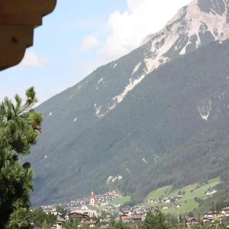 アパート In The Stubai Valley For Groups *